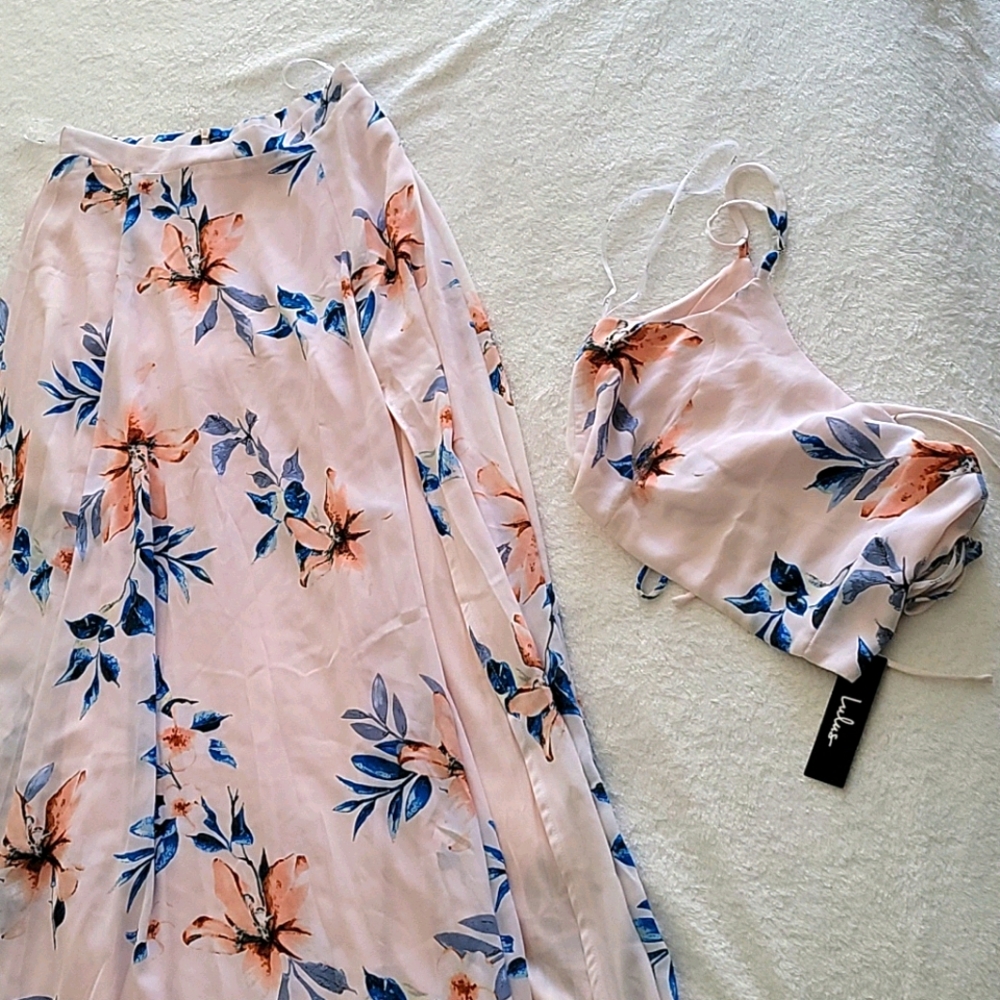 Lulus 2 piece slit skirt and tie up cropped tank